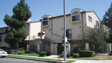 Helena Apartments in Anaheim, CA - Building Photo - Building Photo