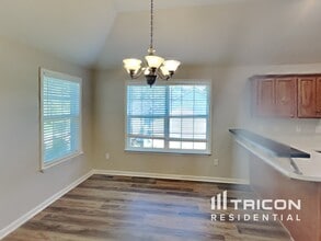 1765 University Dr in Columbia, TN - Building Photo - Building Photo