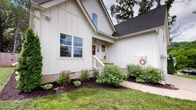 7146 Pepper Tree Cir in Fairview, TN - Building Photo - Building Photo