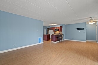 708 Briar Hill Ln in Addison, IL - Building Photo - Building Photo