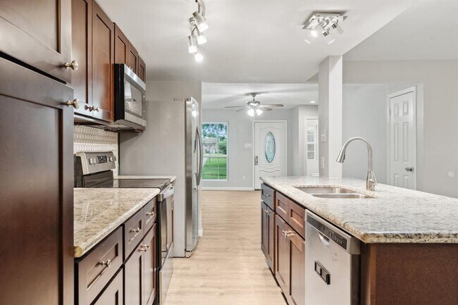12321 Ormandy St in Houston, TX - Building Photo - Building Photo