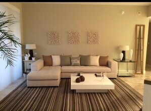 55 Merrick Wy in Miami, FL - Building Photo - Building Photo