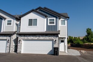 144 W 425 N in Morgan, UT - Building Photo