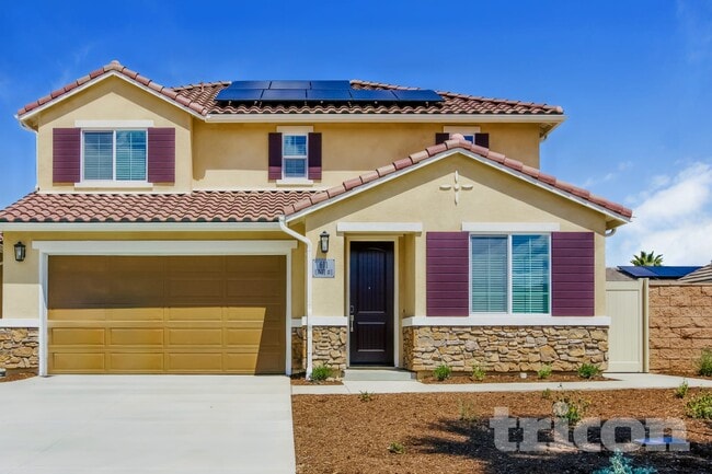 property at 611 Citron St