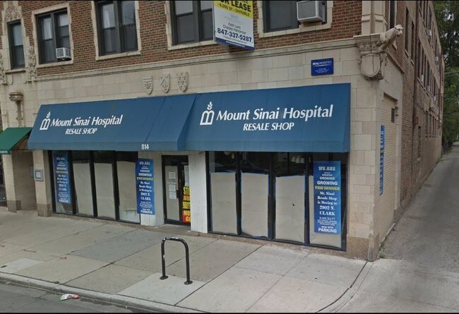 814 W Diversey Pky