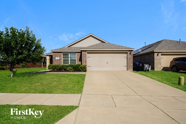 property at 2104 Meadow Park Dr