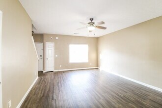 336 Springhaven Rd in Lawrenceville, GA - Building Photo - Building Photo