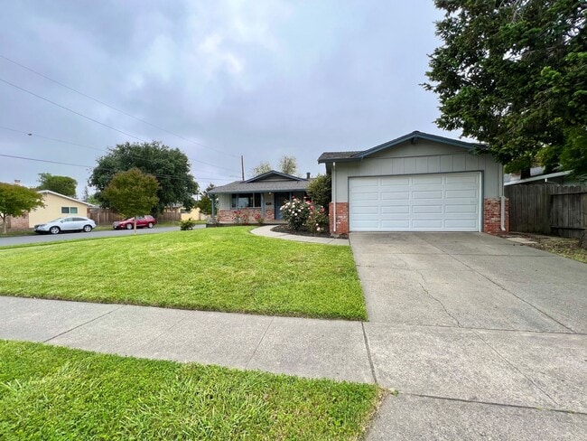 3565 Beckworth Dr in Napa, CA - Building Photo - Building Photo