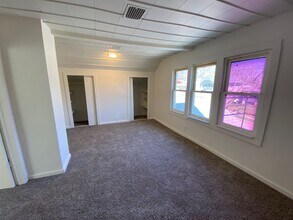 2317 S Patterson St in Sioux City, IA - Building Photo - Building Photo