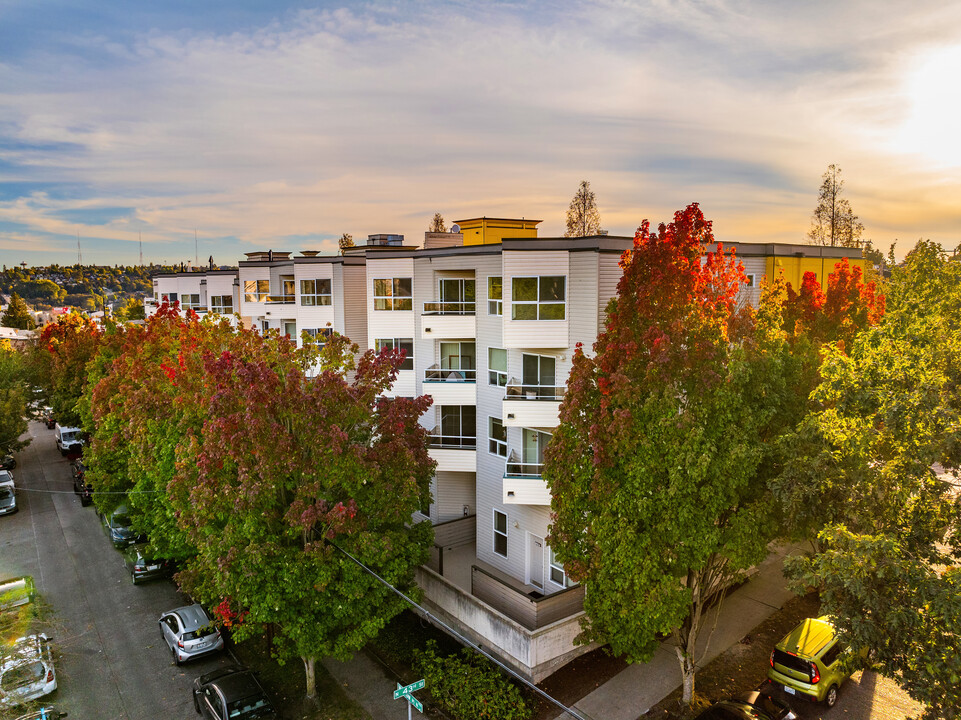 Mirabella Apartments in Seattle, WA - Foto de edificio