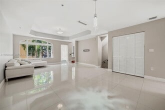 2729 NE 184th Way in Aventura, FL - Building Photo - Building Photo