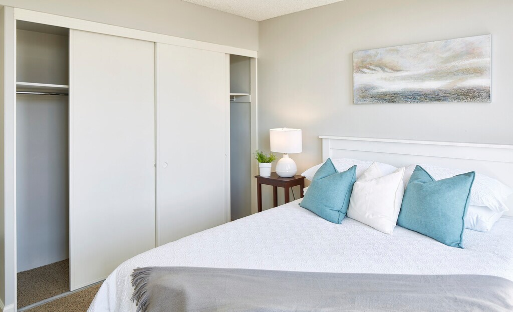 Metropolitan at Cheesman Park Apartments in Denver, CO