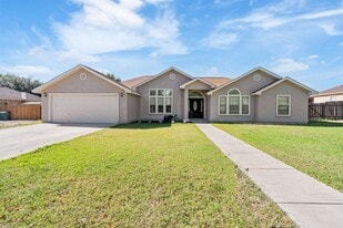 221 Running Bear Trail in Del Rio, TX - Building Photo