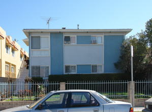 1116 N Kenmore Ave in Los Angeles, CA - Building Photo - Building Photo