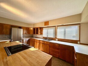 2010 Boblett St in Blaine, WA - Building Photo - Building Photo