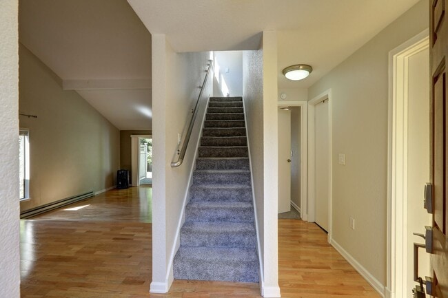 4155 145th Ave NE in Bellevue, WA - Building Photo - Building Photo