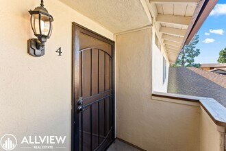 17972 Baron Cir in Huntington Beach, CA - Building Photo - Building Photo