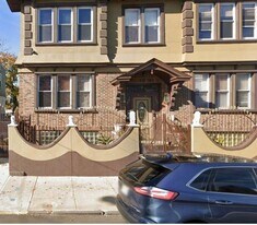 157 Brookdale Ave in Newark, NJ - Building Photo
