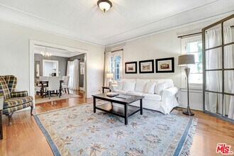 619 N Plymouth Blvd in Los Angeles, CA - Building Photo - Building Photo