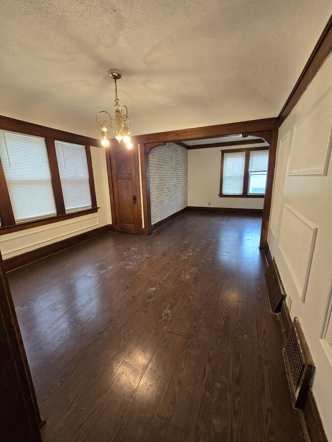 3600 N Port Washington Ave in Milwaukee, WI - Building Photo - Building Photo