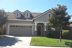 1889 Della Verona Dr in Roseville, CA - Building Photo