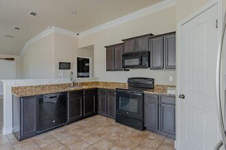 711 Candlestick Dr in Midland, TX - Building Photo - Building Photo