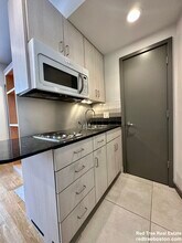 144 Bowdoin St, Unit 51 in Boston, MA - Building Photo - Building Photo