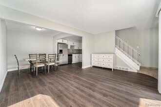 8691 Kennedy Cir N in Warren, MI - Building Photo - Building Photo