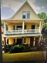 10022 Parkgate Ave in Cleveland, OH - Building Photo