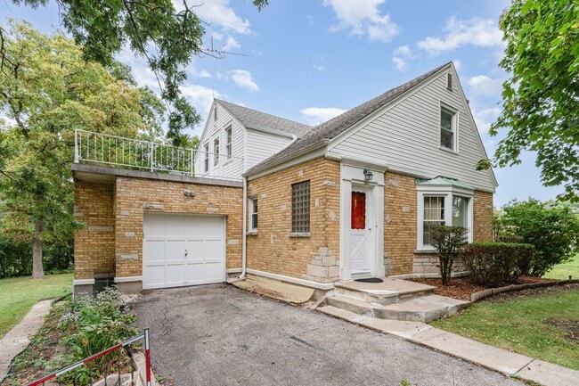 property at 110 Homestead Dr