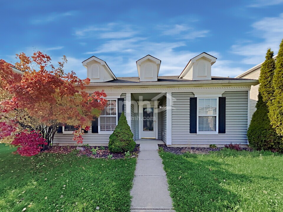14407 Banister Dr in Noblesville, IN - Foto de edificio