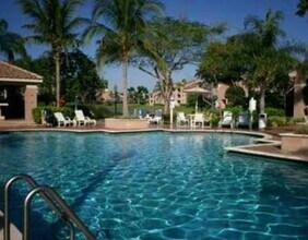 12154 St.Andrews Pl in Miramar, FL - Building Photo - Building Photo
