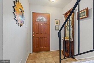 8406 Thompson Rd in Annandale, VA - Building Photo - Building Photo