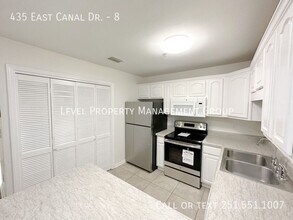 435 E Canal Dr in Gulf Shores, AL - Building Photo - Building Photo