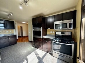 3 Sherbrooke St in Portland, ME - Building Photo - Building Photo