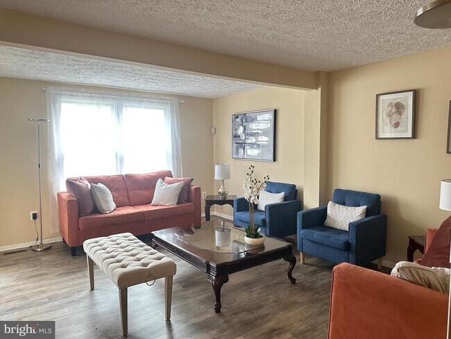 7727 Eagles Head Ct in Rockville, MD - Building Photo - Building Photo