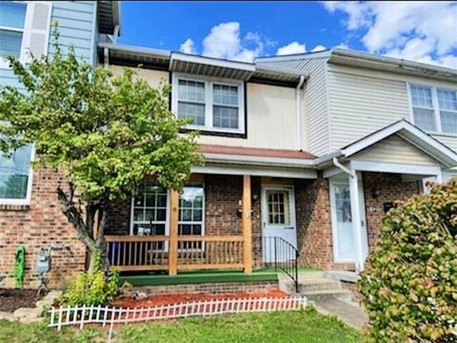 property at 119 E Pike St