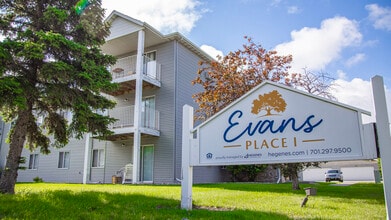 Evans Place 1 in Fargo, ND - Building Photo - Building Photo