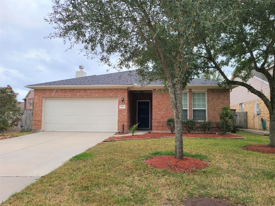 9603 Edgeloch Dr in Spring, TX - Building Photo