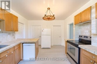 9679 Hunsden Sideroad in Caledon, ON - Building Photo - Building Photo