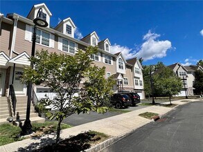 20 Seeley Bull St in Monroe, NY - Building Photo - Building Photo