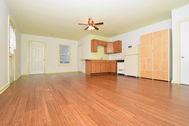 2801 Lafayette Ave in Austin, TX - Building Photo - Building Photo