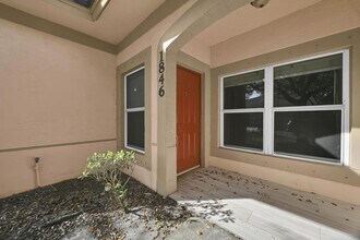 1846 Pelican Dr in Fort Pierce, FL - Building Photo - Building Photo