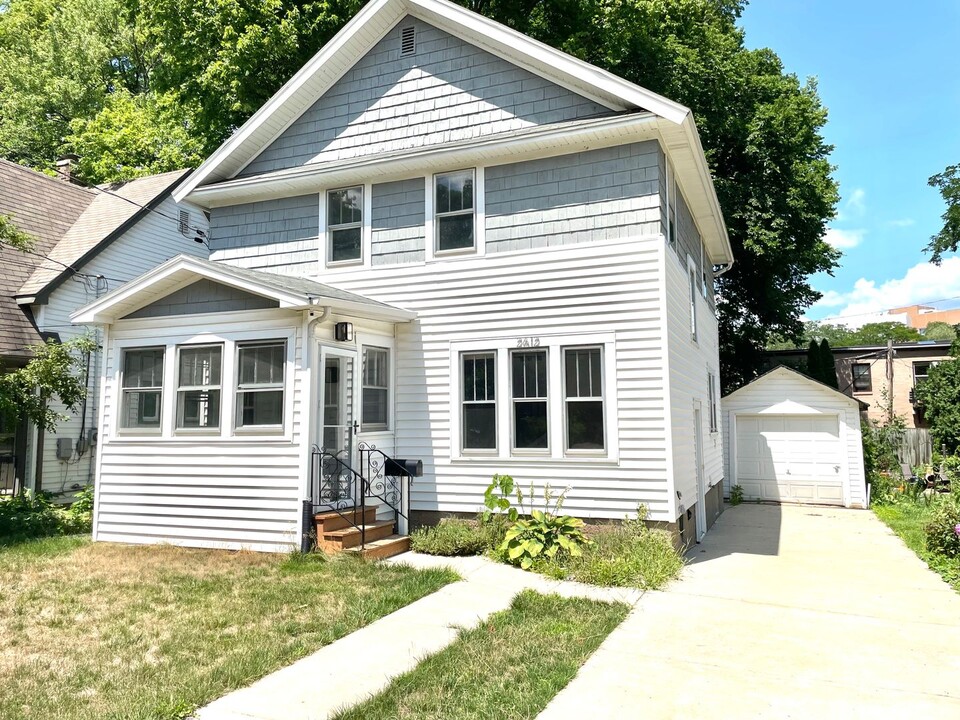 2612 Stevens St in Madison, WI - Building Photo
