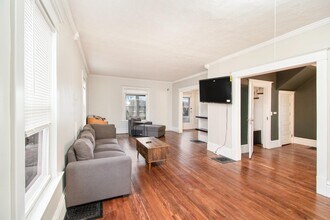 3274 Briggs Blvd NE in Grand Rapids, MI - Building Photo - Building Photo