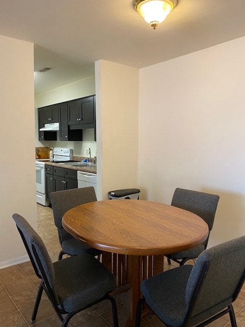 1010 Sandlin Pl, Unit A in Raleigh, NC - Foto de edificio - Building Photo