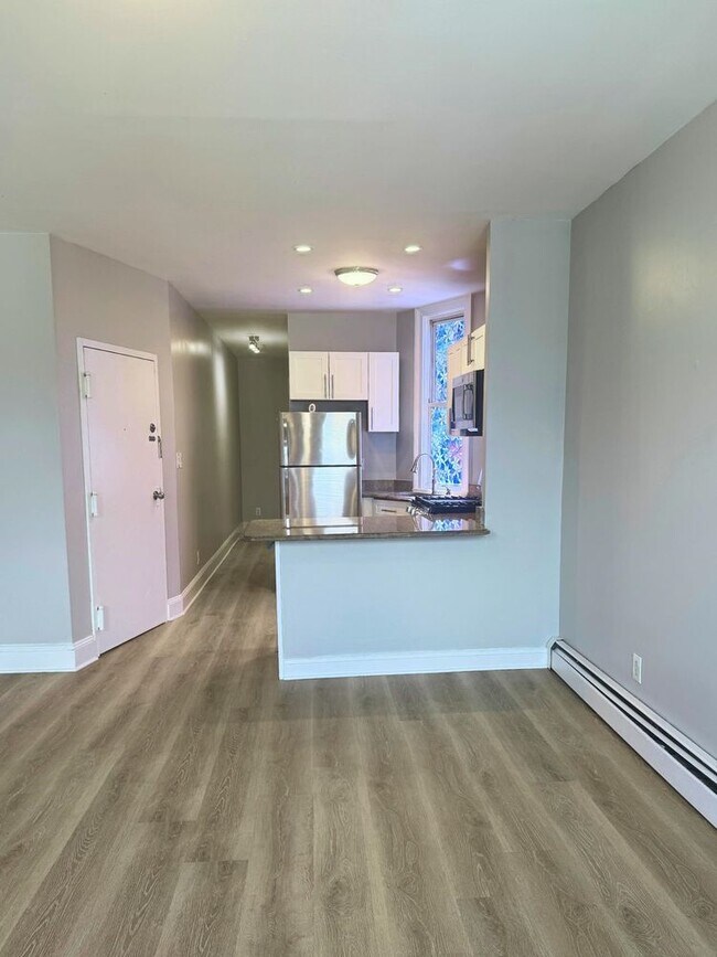 155 Hopkins Ave in Jersey City, NJ - Building Photo - Building Photo