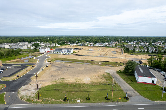 Eagle Chase by Ryan Homes in Edgewater Park, NJ - Foto de edificio - Building Photo