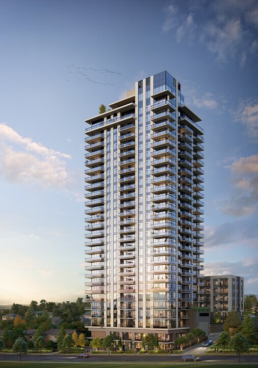 626 Claremont St in Coquitlam, BC - Building Photo