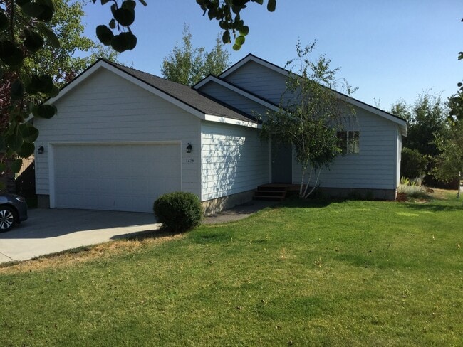 property at 1214 Glacier Ridge Rd